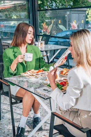 Daily continental breakfast for a fee - Lucky Monkey Midi Hotel  (Antalya)