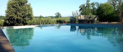 Apartment | Pool | Outdoor pool