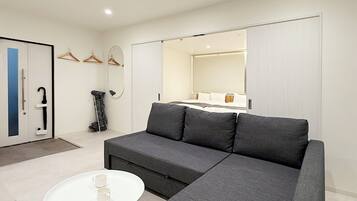 Apartemen Deluks | Area keluarga | Smart TV