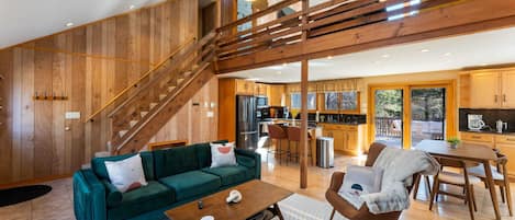 TV, fireplace, offices