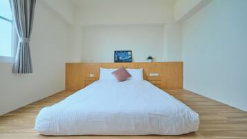 Quarto casal conforto, 1 cama de casal, para não fumantes, banheiro privativo | Área de estar