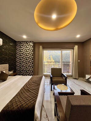 Premier-Doppel- oder -Zweibettzimmer, Balkon