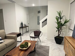 Interior - Relax in Style at Our Missouri City Getaway (Missouri City)