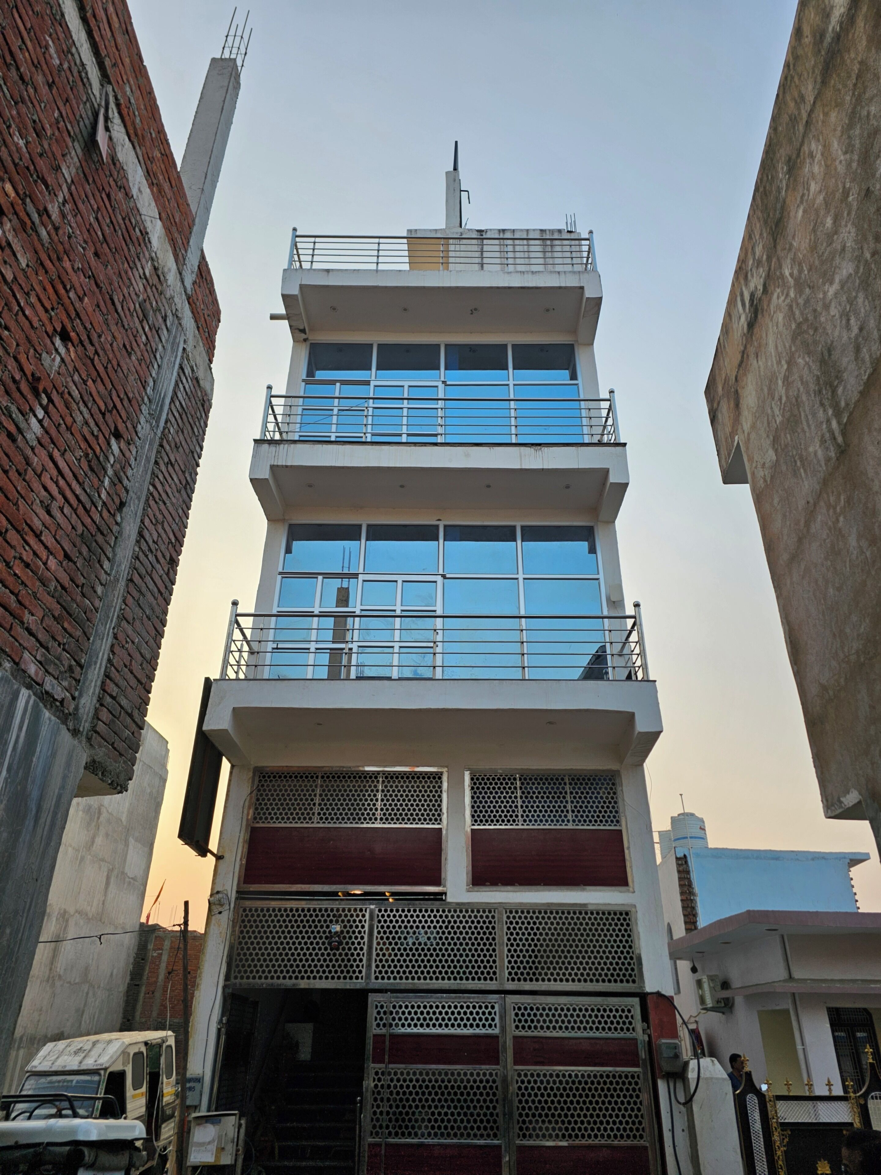 Fachada de la propiedad