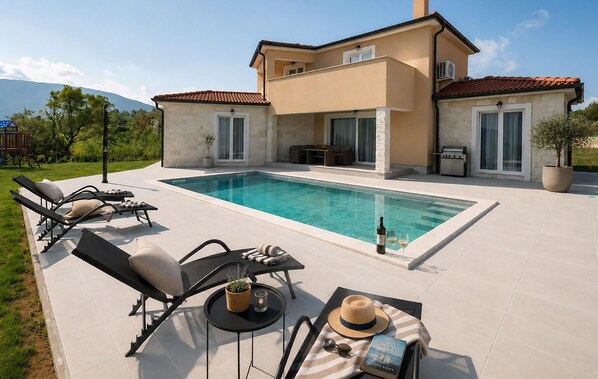 pool - Awesome home in Krsan (Krsan)