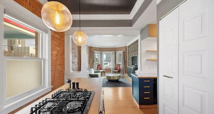 Cozy and stylish getaway close to everything!