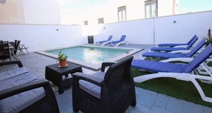 Tess Casa Sargantana