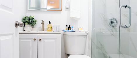 Handtücher, Toilettenpapier
