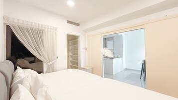 Deluxe Apartment, 1 Bedroom | Free WiFi