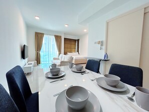 Deluxe-Apartment, 1 Schlafzimmer | Eigene Küche