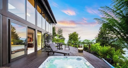 Jacuzzi Suite - Ocean Views & Beach