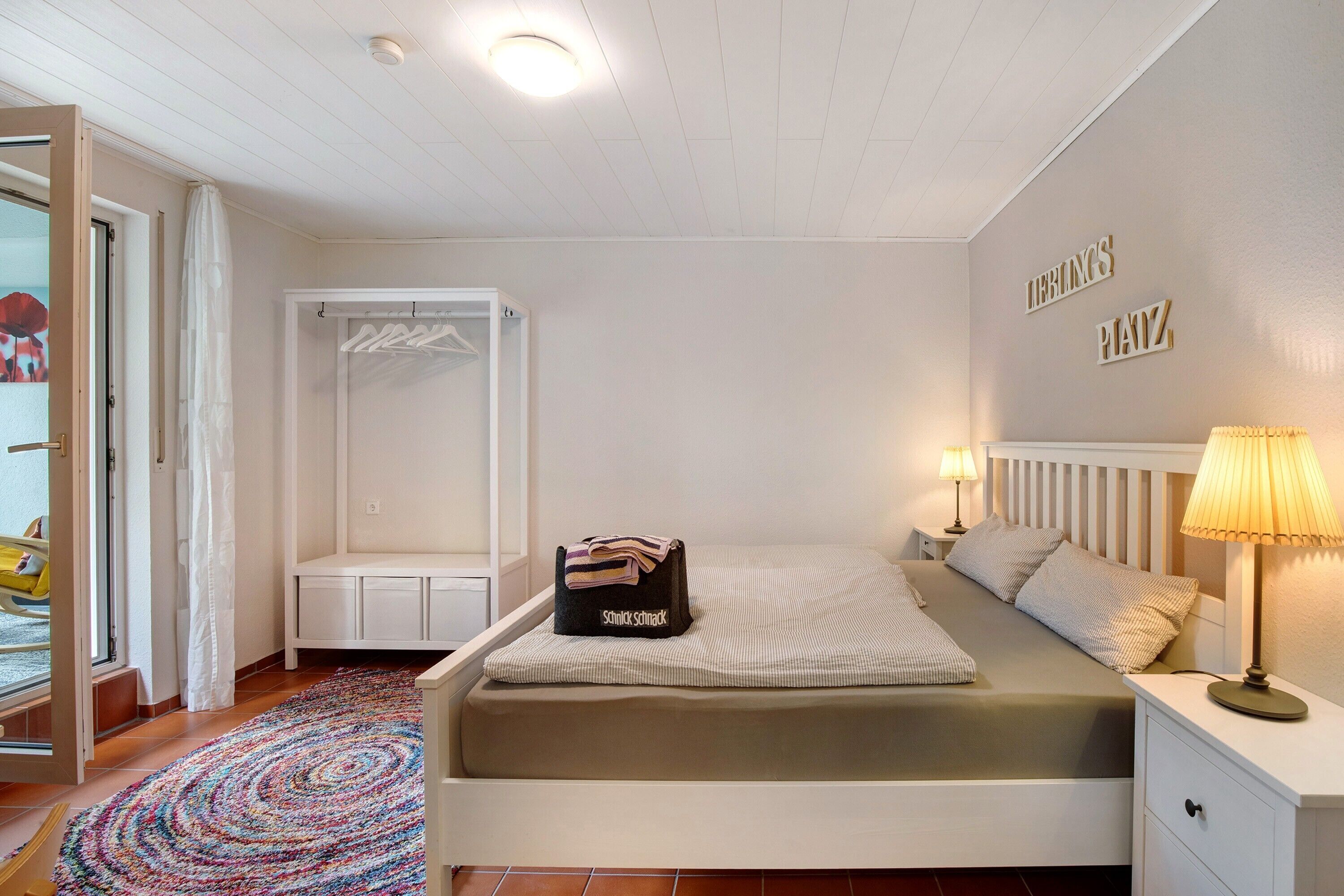 1 bedroom, free WiFi, bed sheets