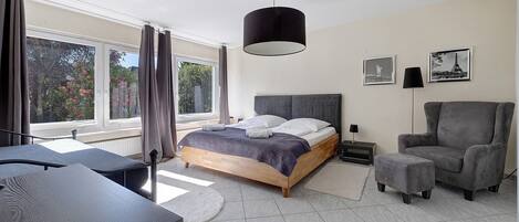 4 habitaciones, tabla de planchar con plancha y wifi gratis