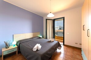 1 Schlafzimmer, Reisekinderbett, kostenloses WLAN, Bettwäsche