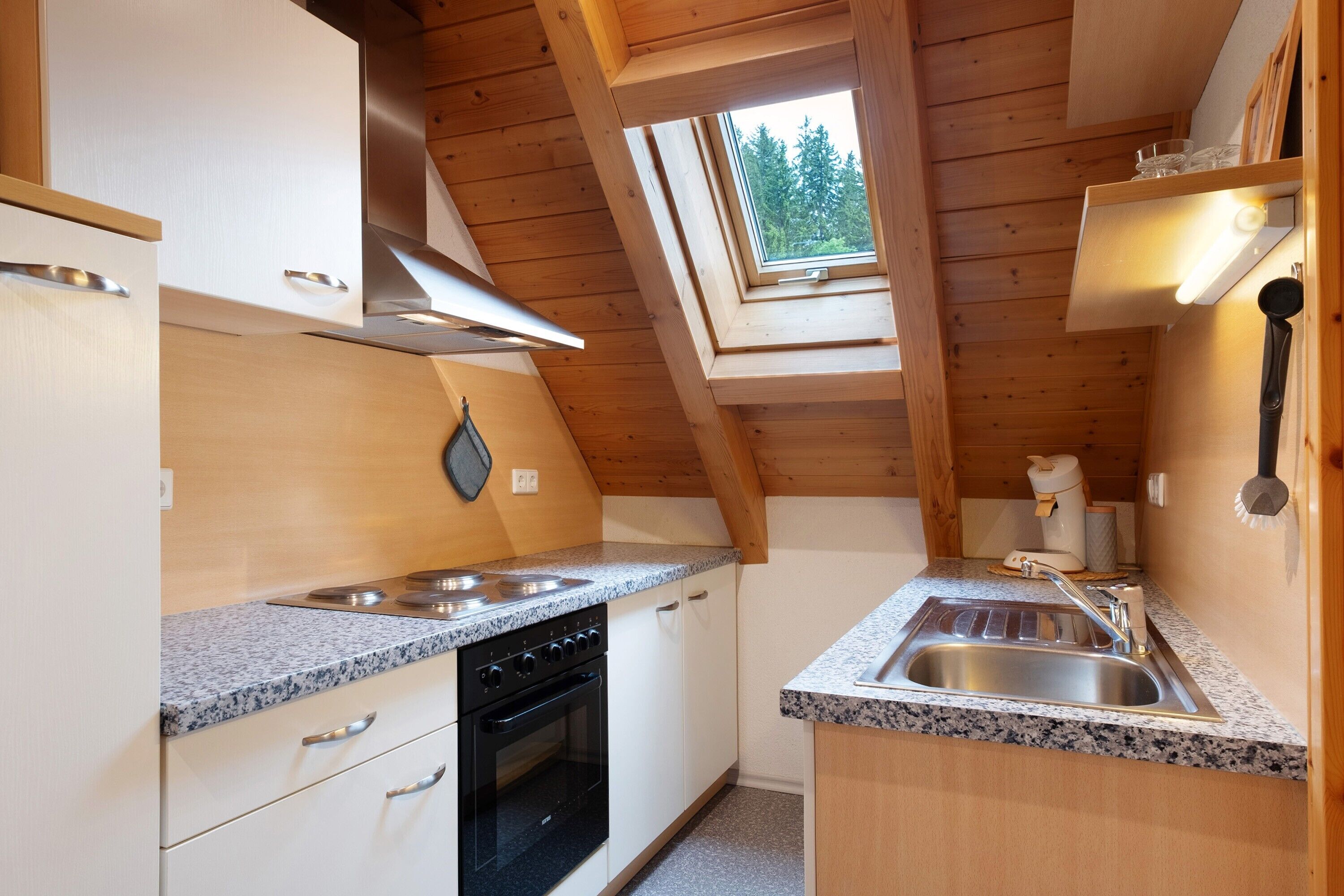 Refrigerador, horno, parrilla de estufa y lavavajillas 