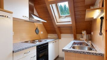 Refrigerador, horno, parrilla de estufa y lavavajillas