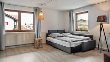 1 bedroom, free WiFi, bed sheets