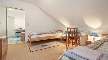 3 habitaciones, wifi gratis y ropa de cama