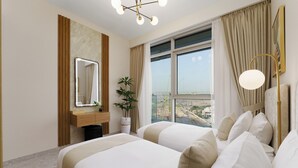A hotel room with two beds, a large window with a view, a mirror, and a plant. - Maison Privee - Tranquil Living with Golf Course Vws in Dubai Hills (Dubai)