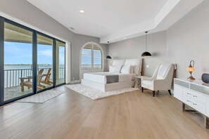 4 chambres, fer et planche à repasser, Wi-Fi gratuit, draps fournis