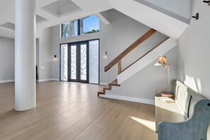 Interior - Stunning S. Fort Myers Riverfront Home With Unforgettable Sunsets! 2 Primary Suites! Heated Pool! (Fort Myers)