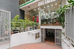 Parking - Ha Noi Memory Apartel (Hanoi)