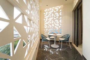 Habitación Premium, balcón, vistas a la piscina | Vistas del balcón