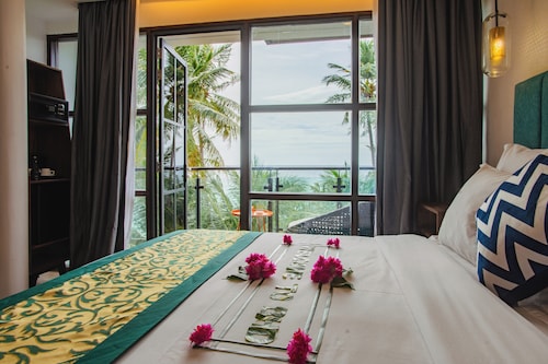 Beach Hotel Dhigurah