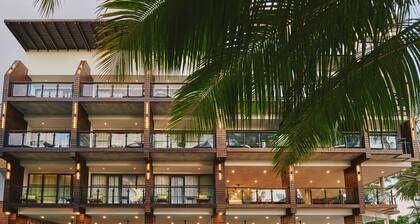 Beach Hotel Dhigurah