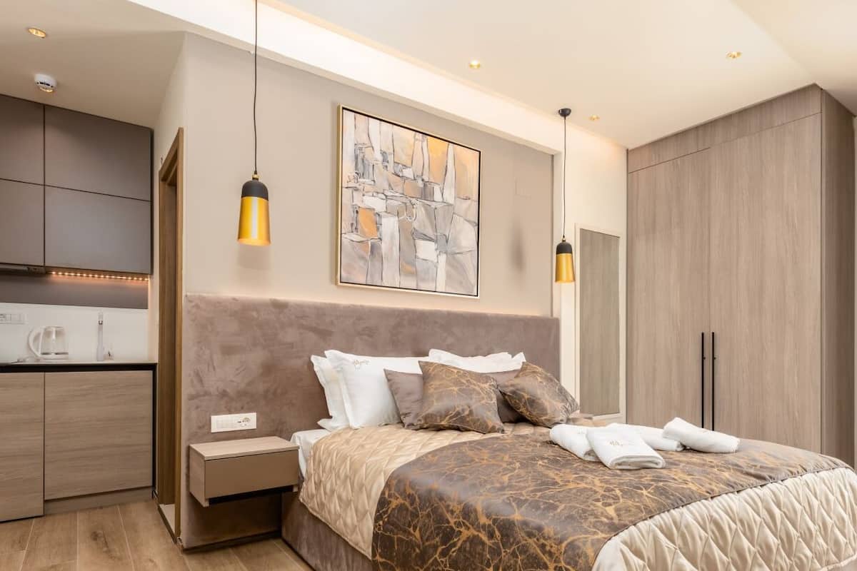 Studio Suite, 1 Double Bed with Sofa bed, Balcony, Sea View