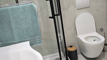 Departamento, 1 habitación, vista a la ciudad | Amenidades de baño