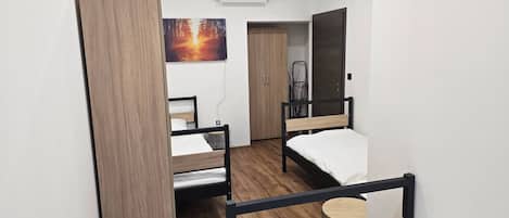 Apartment, 1 Bedroom, City View