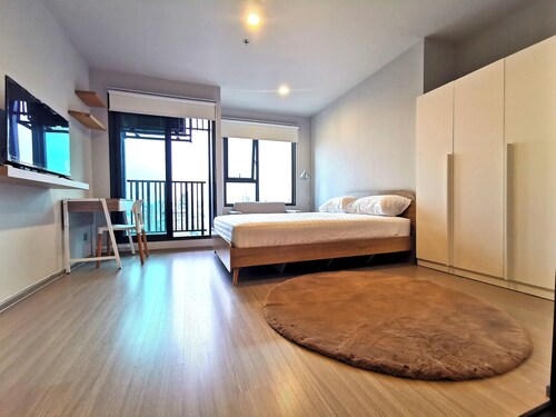 Convenient 1-bed condo, 1step to Ha Yaek BTS&MRT station,JJ market & DMK airport