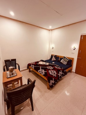 Deluxe Double Room, Mountain View | Free WiFi