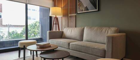 Televisio, työhuone