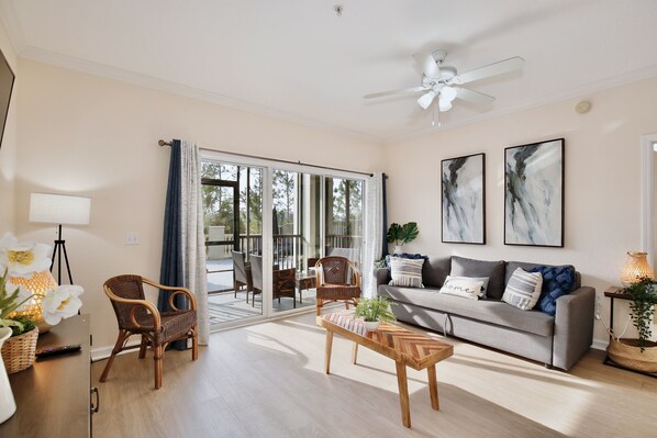 Smart TV, offices - New in the market 2 bedroom apt with big terrace (Winter Garden)