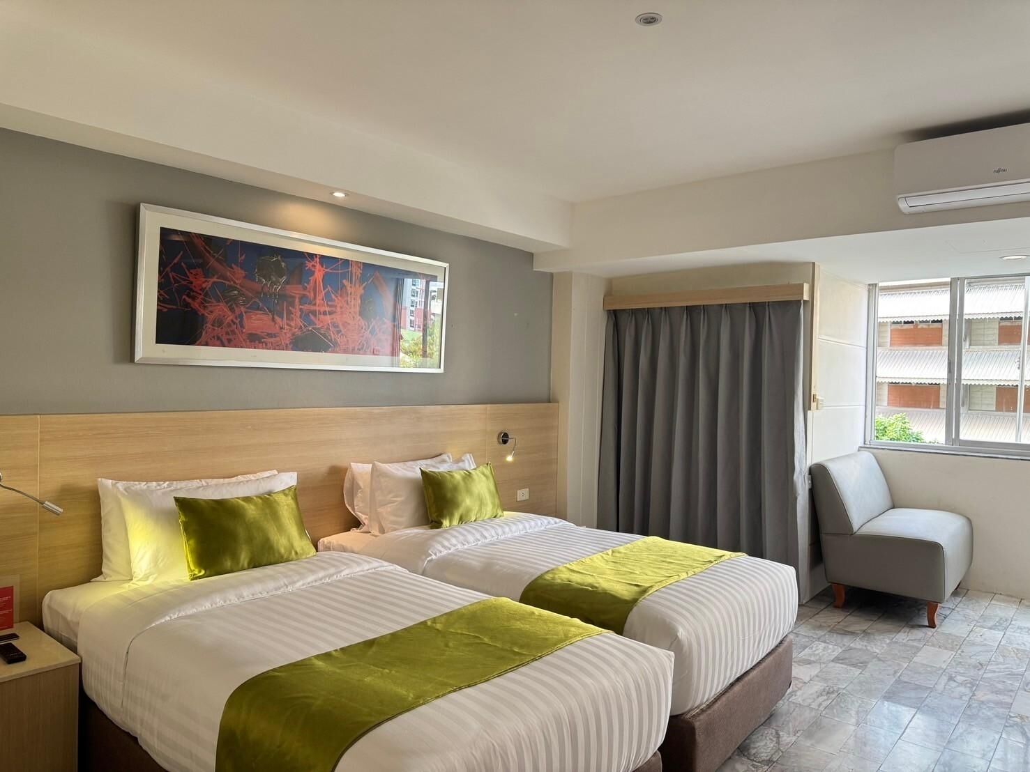 Photo - iCheck inn Thapra