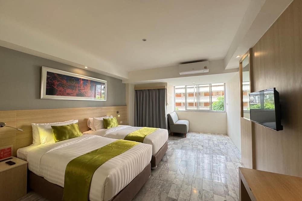 iCheck inn Thapra