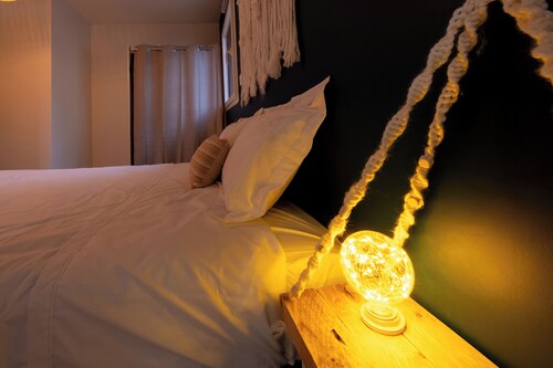 AFF cottage*centre ville*SPA*parking