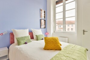 1 chambre, fer et planche à repasser, Wi-Fi, literie fournie