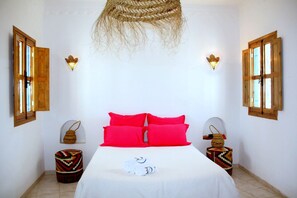 3 camere, ferro/asse da stiro, Wi-Fi gratuito, lenzuola