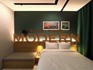 Romantic Condo, 1 Double Bed with Sofa bed, Non Smoking | 1 bedroom, desk, laptop workspace, free WiFi