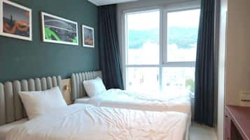 Chambre avec lits jumeaux, plusieurs lits, non-fumeur, vue montagne