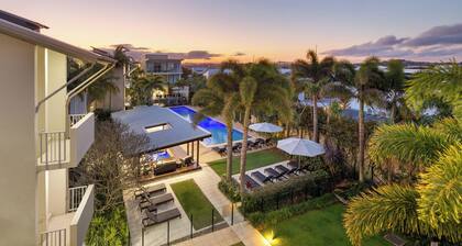Penthouse with Rooftop and Spa - 3 BR Bali Resort in Kingscliff (1324)