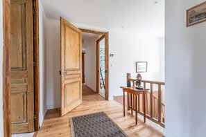 Interior - LA MAISON DU VERGER - Dardilly (Dardilly)