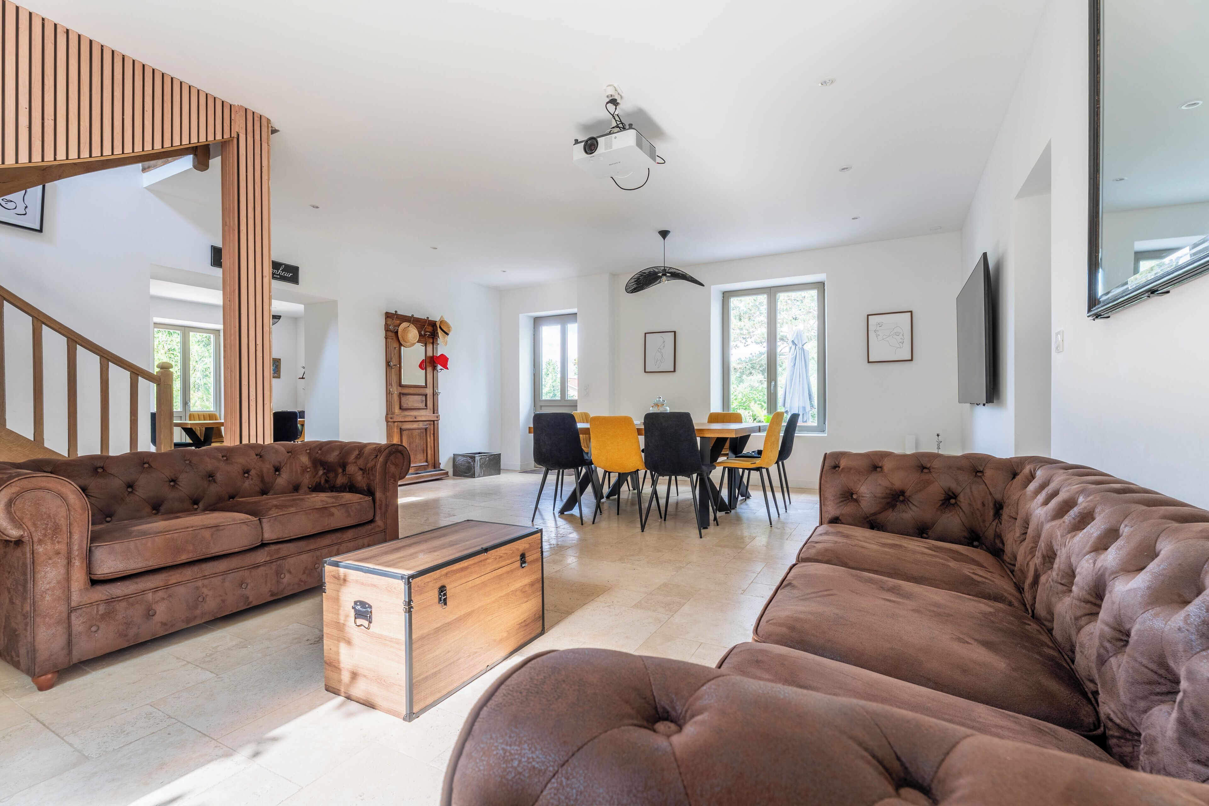 Televisión y estéreo 