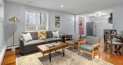 Forest House 1 Bdrm | QV Lake View | Parking