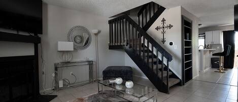 TV connectée, cheminée