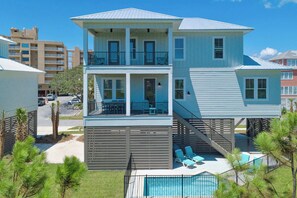 Exterior - Azure Horizon Beachfront Charm in Gulf Shores (Gulf Shores)