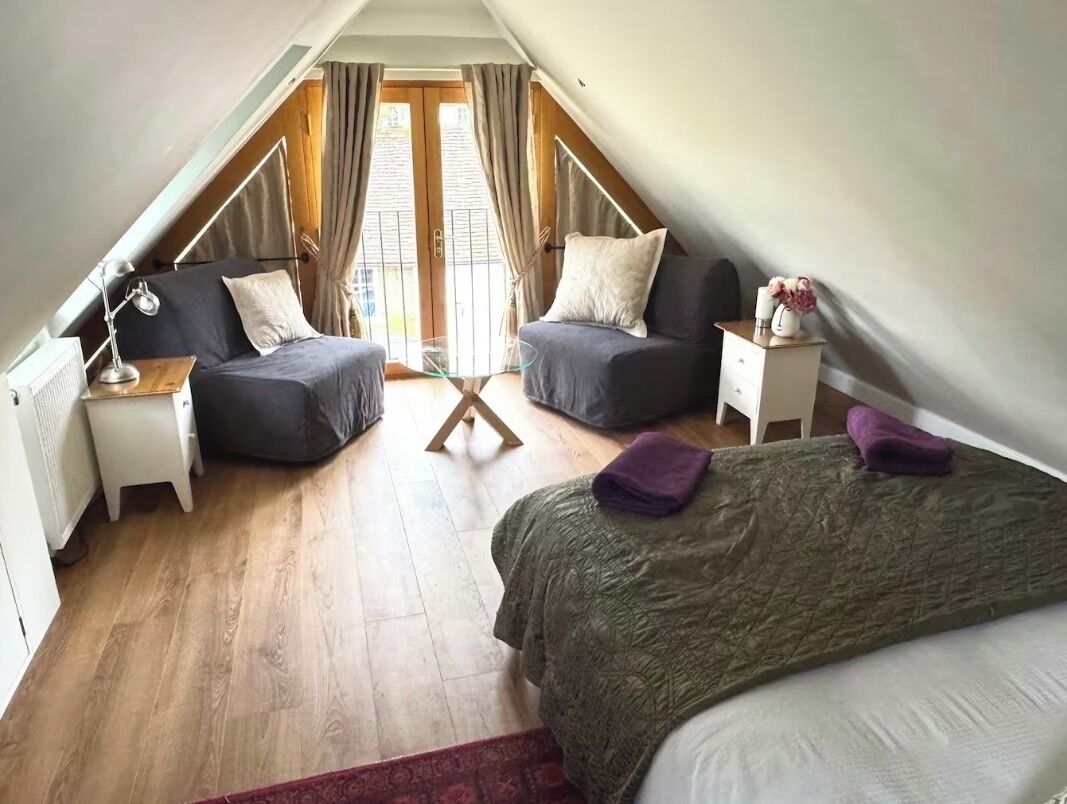 1 chambre, bureau, Wi-Fi gratuit, draps fournis